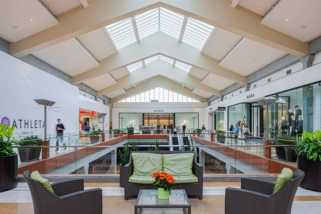 Bellevue Square South Common Shops stores