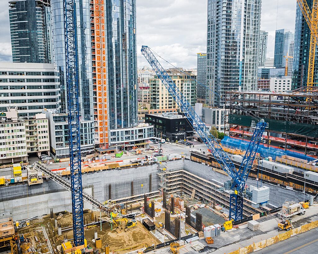 First-of-kind crane at Amazon Block 21 construction site