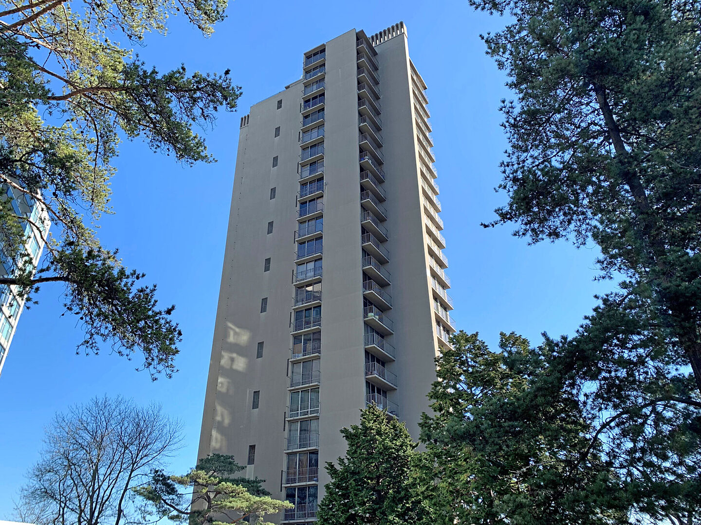 Washington Park Tower Exterior Image