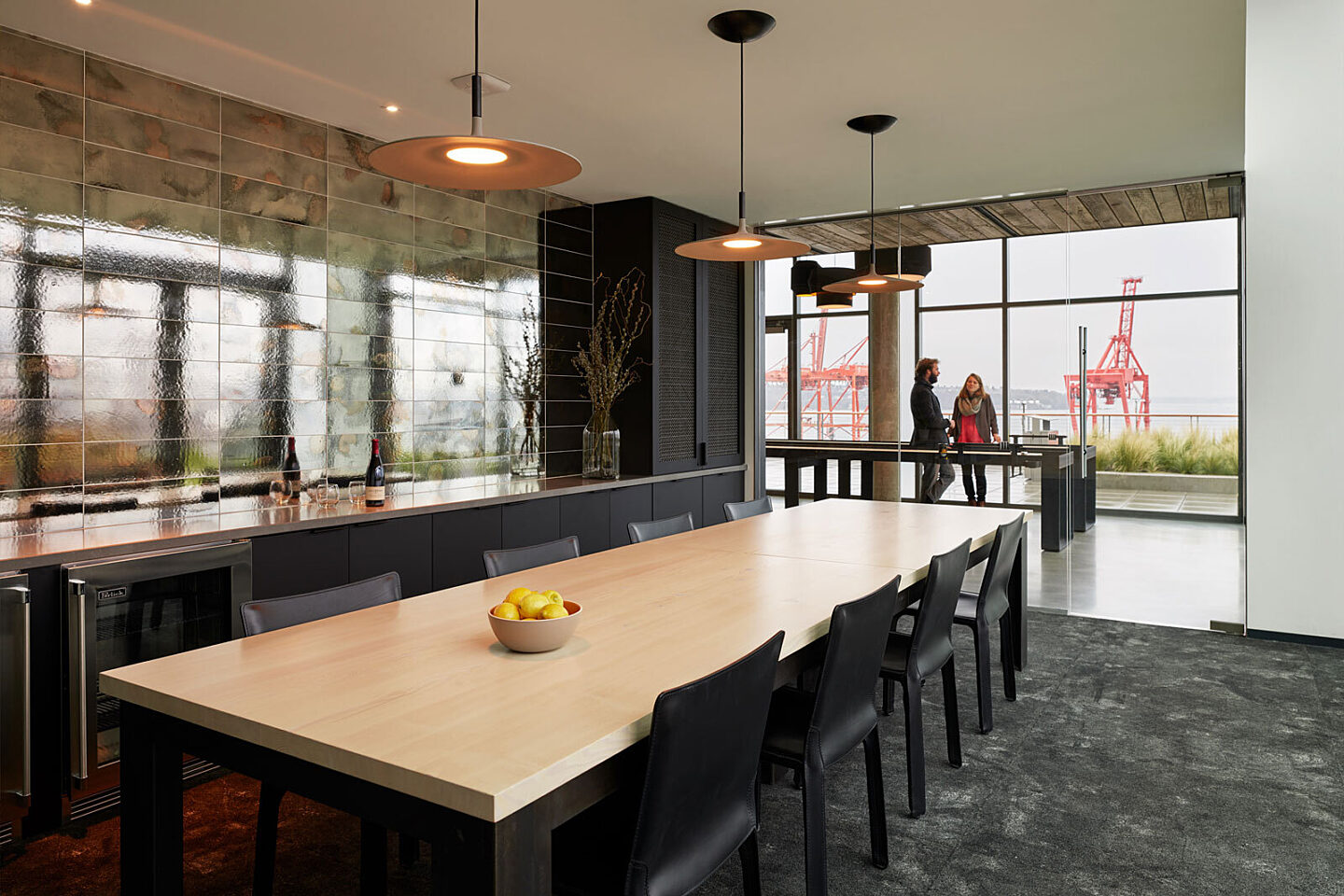 Community kitchen at 450 Alaskan