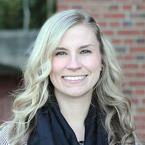 Professional portrait of GLY employee Janine Messina